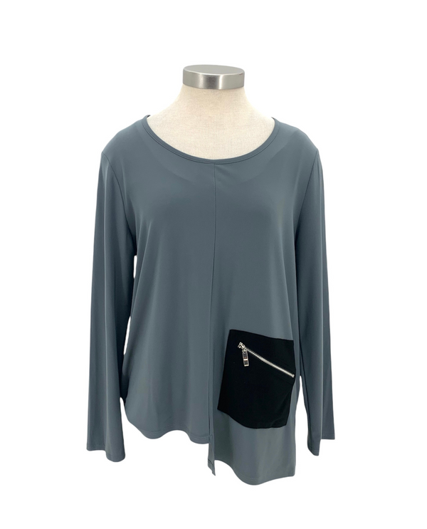 By JJ IT-194 Top With Zipper Pocket steel