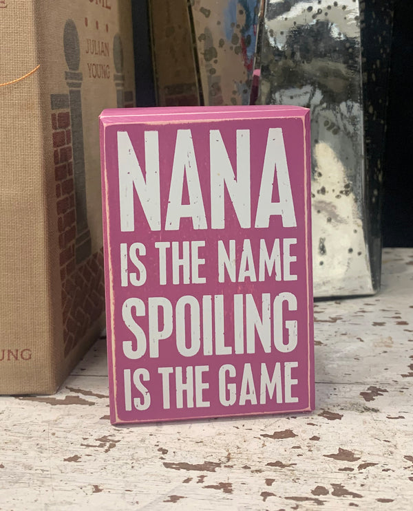 109706 NANA IS THE NAME BOX SIGN