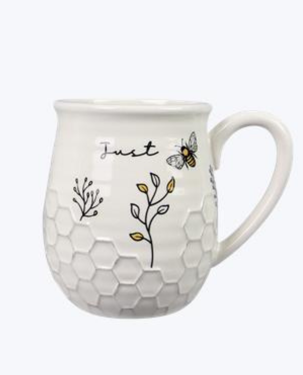 11435 HONEY BEE CERAMIC MUG JUST