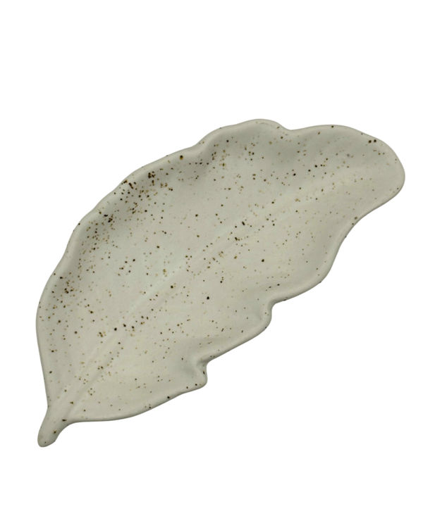 12091 FEATHER SHAPED TRINKET DISH WHITE