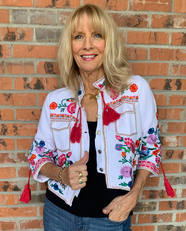 ALL ABOUT HER 5894 SHORT EMBROIDERED JACKET WHITE