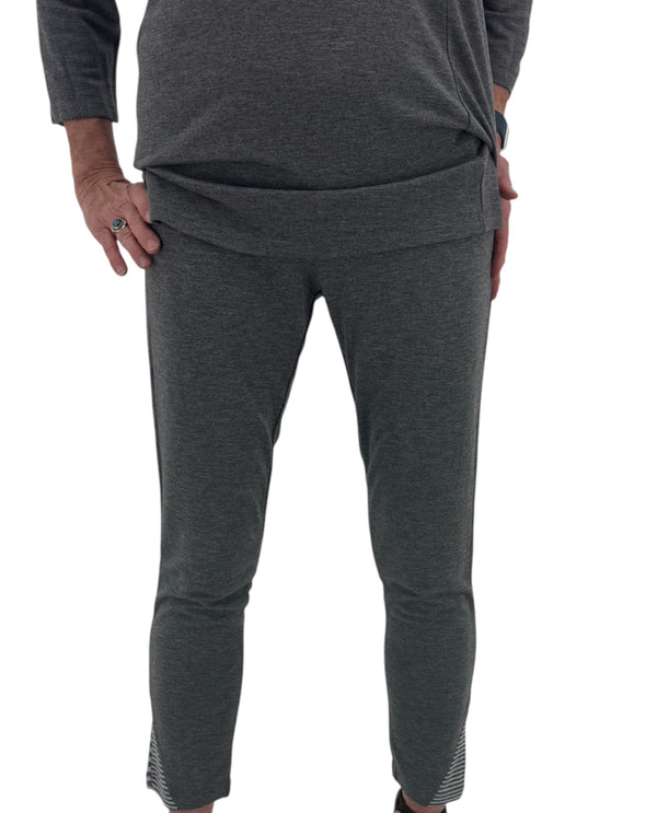 BY JJ TH-RS104P KNIT LEGGING W/STRIPE DETAIL