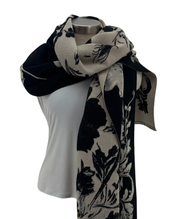 CASHMERE FEEL PRINT REVERSIBLE WRAP butterfly