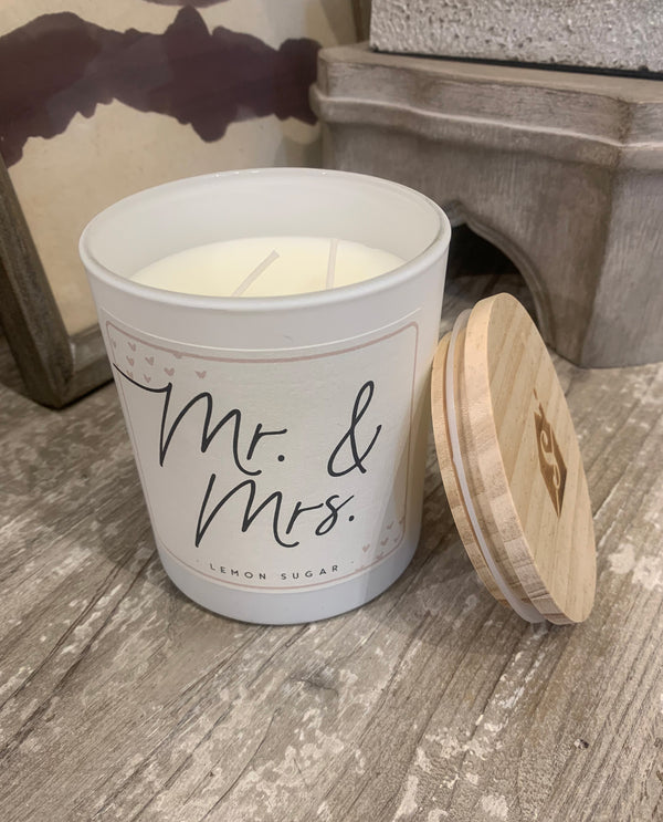 CDL1081 MR & MRS CANDLE