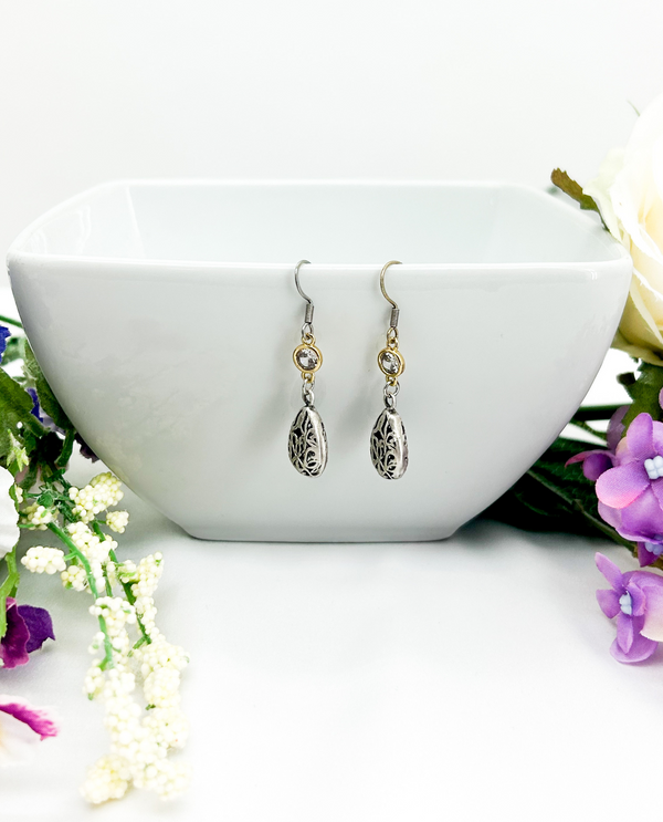 RACHEL MARIE DESIGNS 2 TONE FILIGREE TEARDROP EARRING