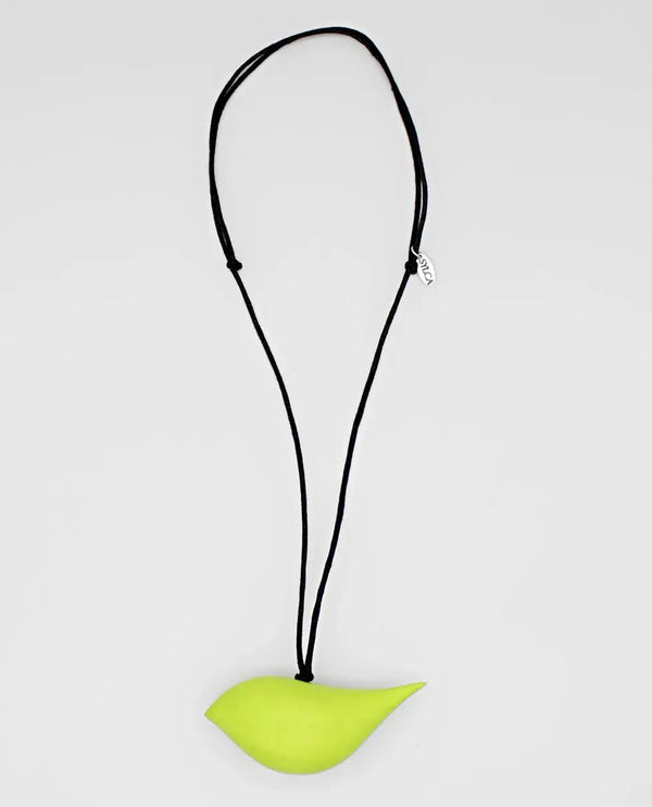 SYLCA EW18N42 WOOD ROBIN NECKLACE NEON LIME