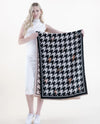 FS40352 HOUNDSTOOTH SCARF WITH SOLID BORDER BLACK/WHITE