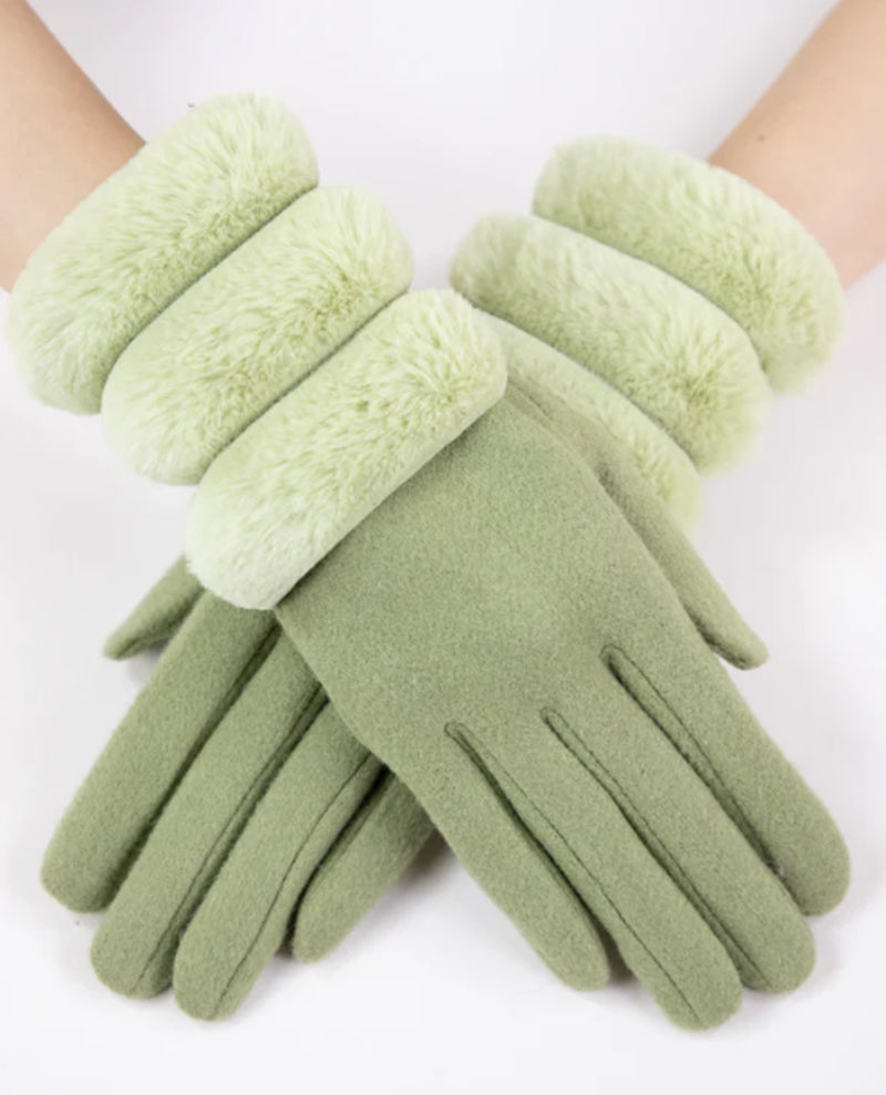 GL12344 WOOL FELTED GLOVE WITH SECTIONAL FUR CUFF GREEN