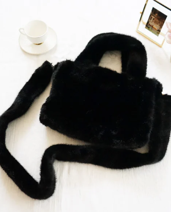 HBH2501 FAUX FUR HANDBAG black