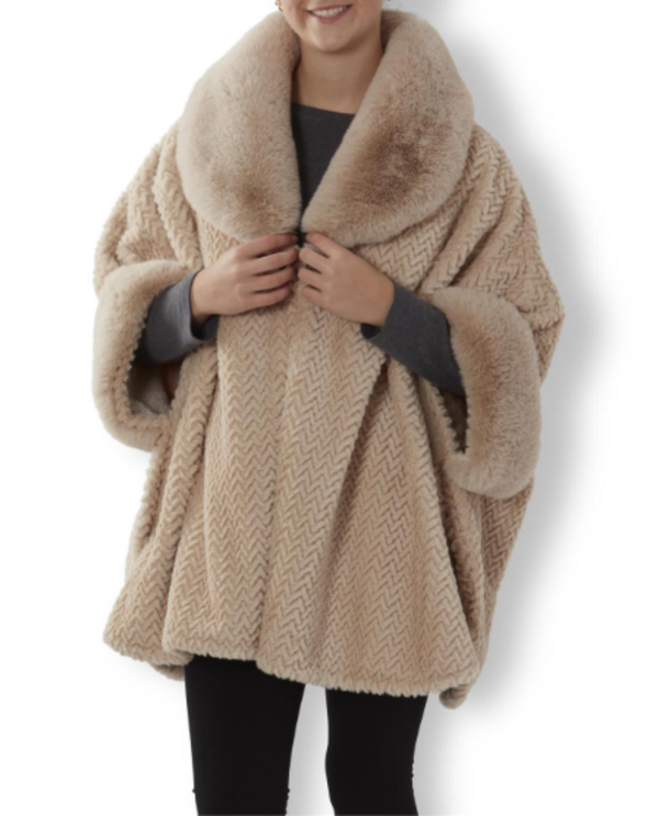 K&K 85429A CHEVRON FUR CAPE IVORY