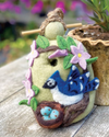 FELT BIRDHOUSE: NESTING BLUEJAY 48409000