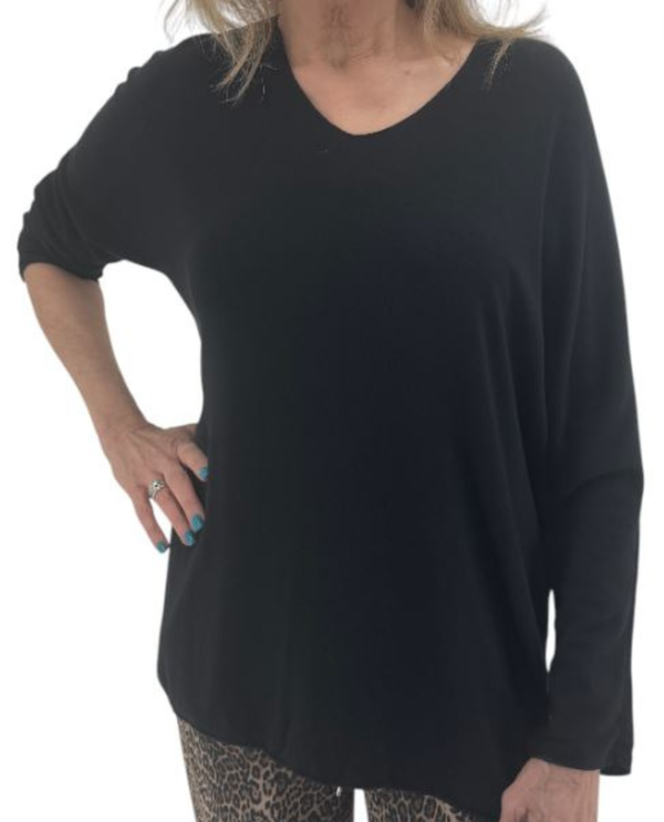 MADE IN ITALY LL243 V-NECK SWEATER OS black