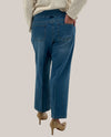 MULTIPLES M16710PM PULL ON CROP JEAN MEDIUM WASH