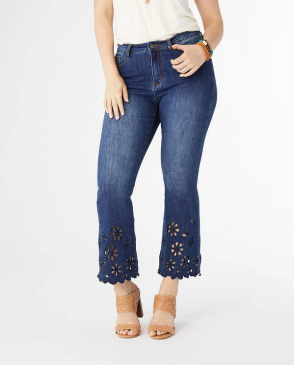 COCO & CARMEN 2519502 FLARE ANKLE JEAN W/EYELET FLOWERS