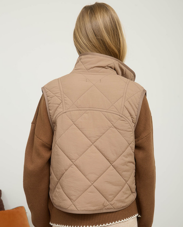 QUILTED VEST MOCHA BACK