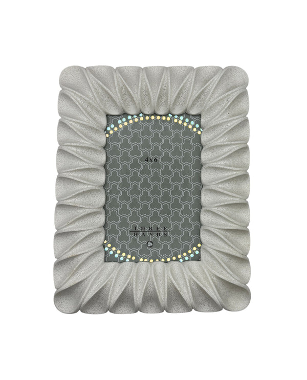 THREE HANDS 8X9" WHITE PICTURE FRAME