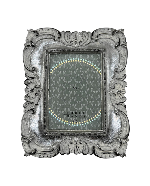 THREE HANDS ORNATE PICTURE FRAME FITS A 5x7" PHOTO