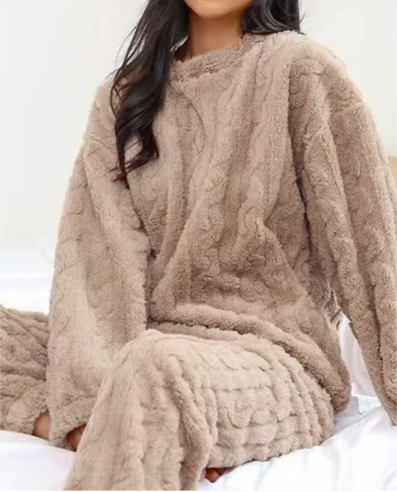 TH PJ-2186 CHENILLE 2 PC PAJAMA SET