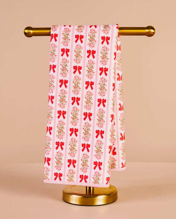 HOLIDAY WAFFLE TEA TOWEL WSDEHY-WFTEATWL OH SO MERRY
