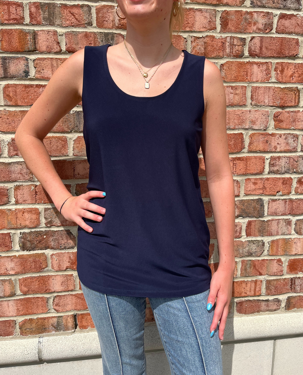 BALI 5791 DOUBLE LINED FRONT SCOOP NECK NAVY