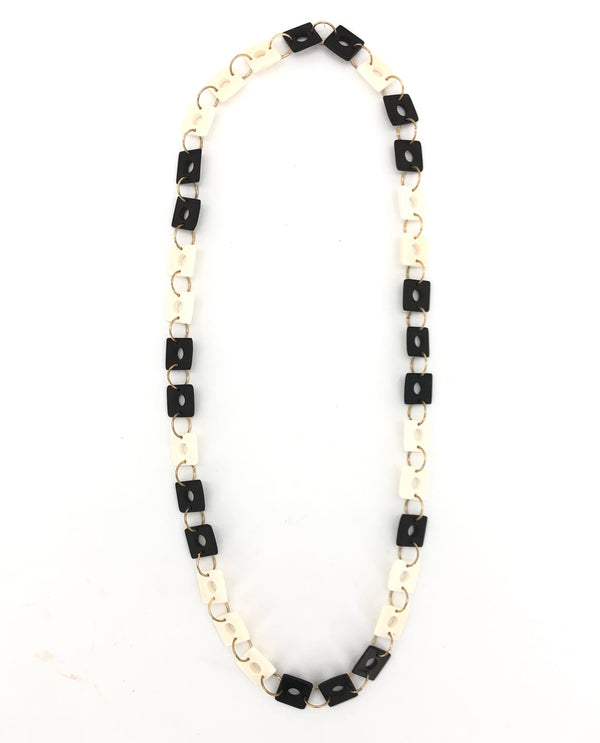 Anju N1780W Omala Modern Mono Square Necklace
