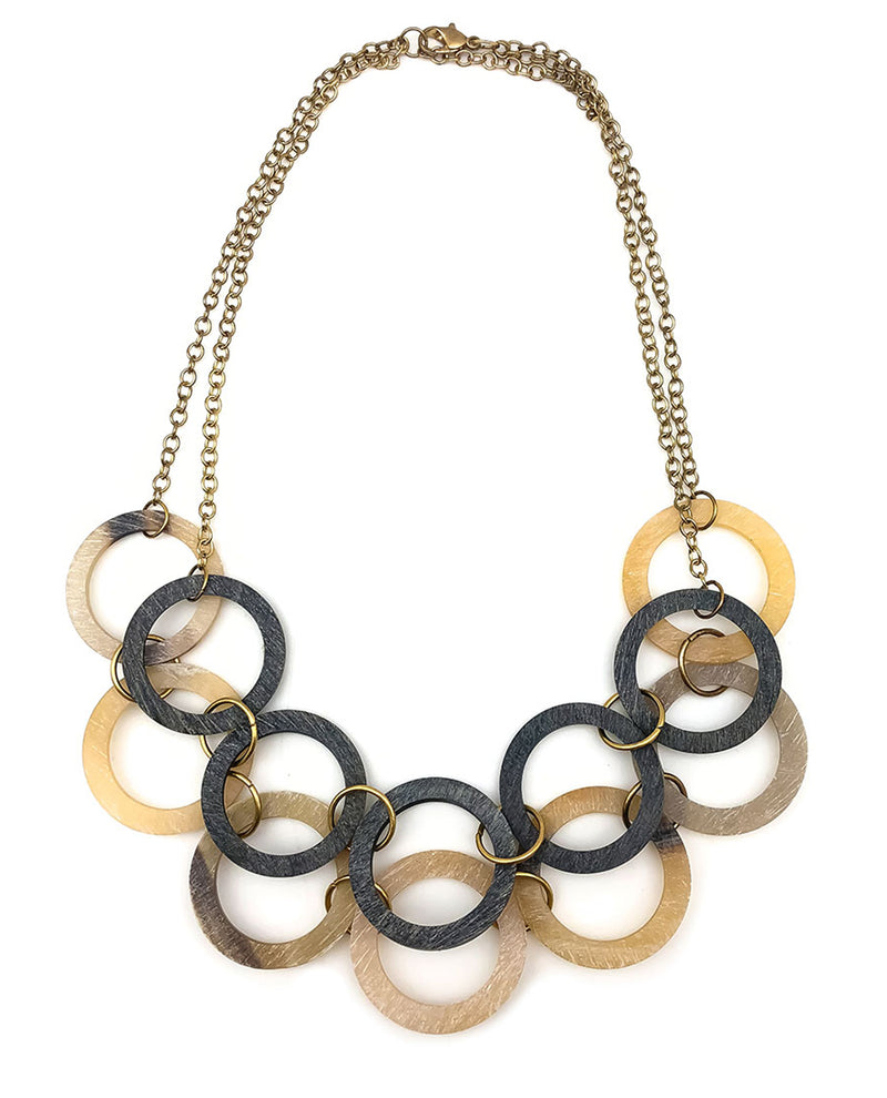 OMALA NATURALS LARGE RINGS NECKLACE